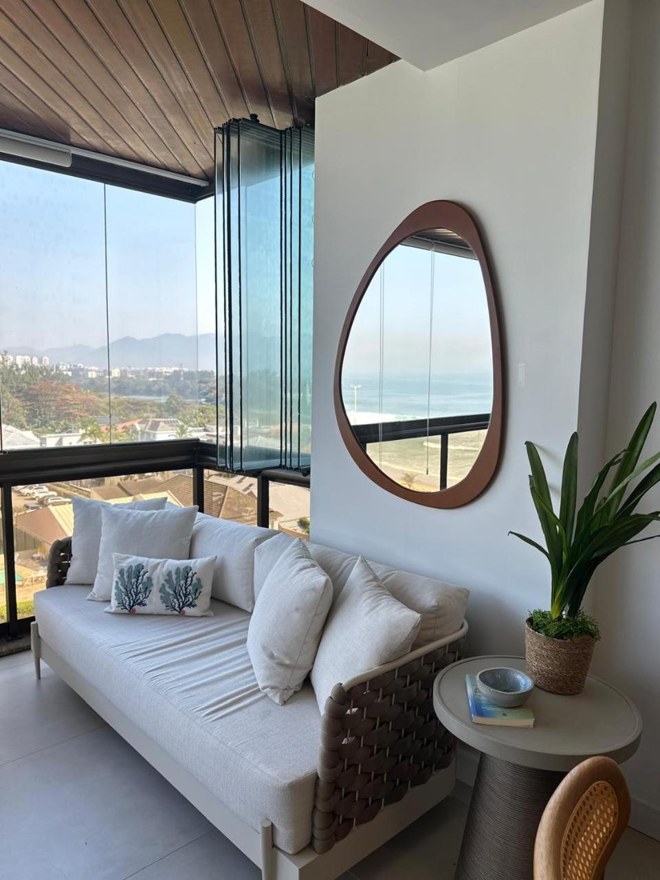 Lindo Apto No Melhor Lugar Da Barra Da Tijuca! Com Uma Vista De Tirar O Folego, Frente Para O Mar! Totalmente Equipado E Decorado Ao Lado Dos Melhores Hoteis E Quiosques Da Barra! Portaria 24H, Piscina, Sauna, Jacuzzi, Academia, Garagem, Wi-Fi, Lavan Rio de Janeiro Luaran gambar