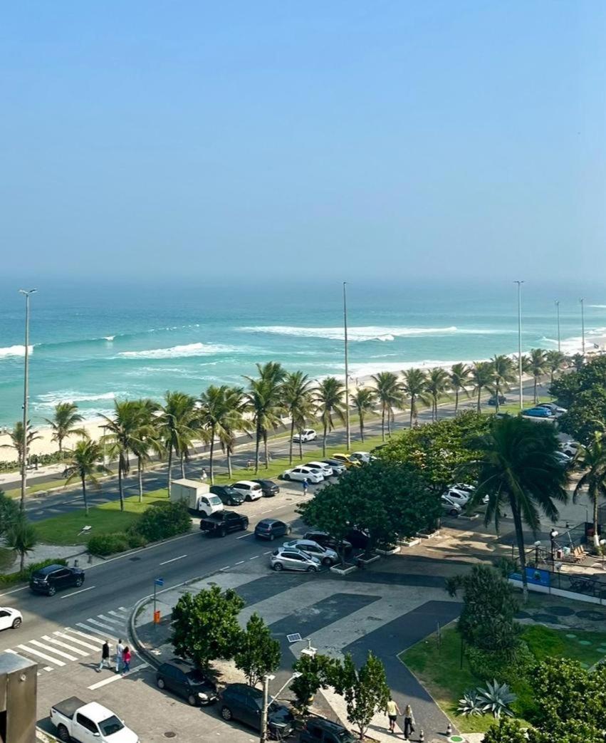 Lindo Apto No Melhor Lugar Da Barra Da Tijuca! Com Uma Vista De Tirar O Folego, Frente Para O Mar! Totalmente Equipado E Decorado Ao Lado Dos Melhores Hoteis E Quiosques Da Barra! Portaria 24H, Piscina, Sauna, Jacuzzi, Academia, Garagem, Wi-Fi, Lavan Rio de Janeiro Luaran gambar