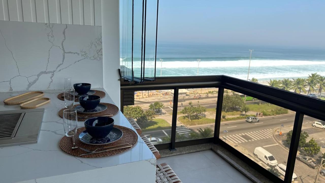 Lindo Apto No Melhor Lugar Da Barra Da Tijuca! Com Uma Vista De Tirar O Folego, Frente Para O Mar! Totalmente Equipado E Decorado Ao Lado Dos Melhores Hoteis E Quiosques Da Barra! Portaria 24H, Piscina, Sauna, Jacuzzi, Academia, Garagem, Wi-Fi, Lavan Rio de Janeiro Luaran gambar